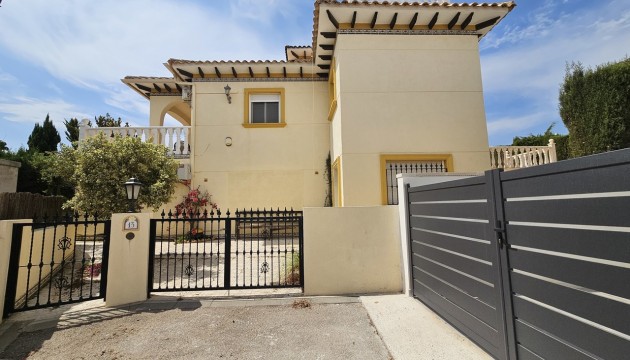 Begagnad - Fristående Villa - Orihuela Costa - Playa Flamenca