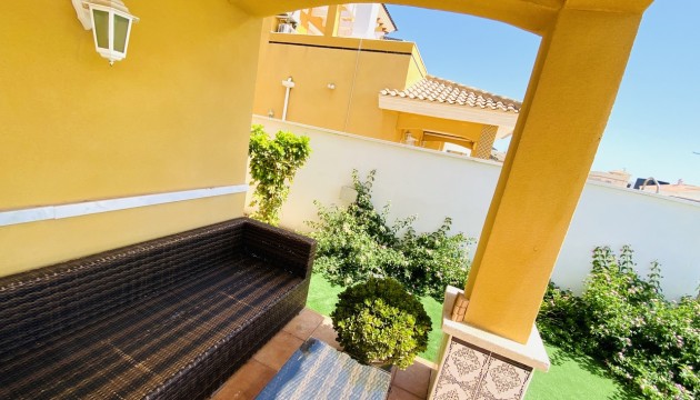 Herverkoop - Detached Villa - Orihuela Costa - La Zenia