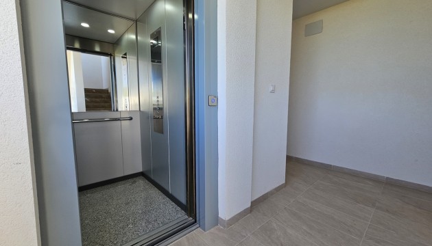 Resale - Apartment - Orihuela Costa - Playa Flamenca