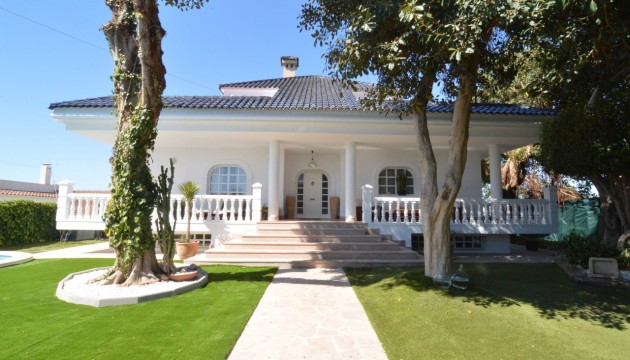 Herverkoop - Detached Villa - Torrevieja