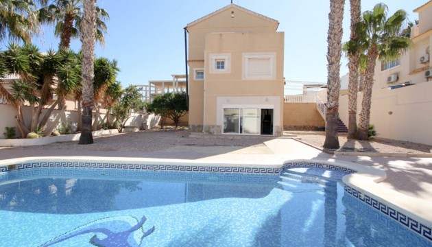 Herverkoop - Detached Villa - Orihuela Costa - La Zenia