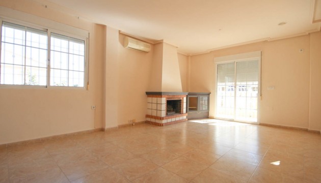 Herverkoop - Detached Villa - Orihuela Costa - La Zenia