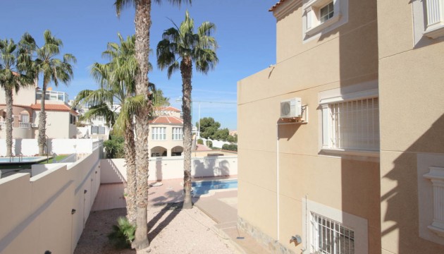 Wiederverkauf - Detached Villa - Orihuela Costa - La Zenia