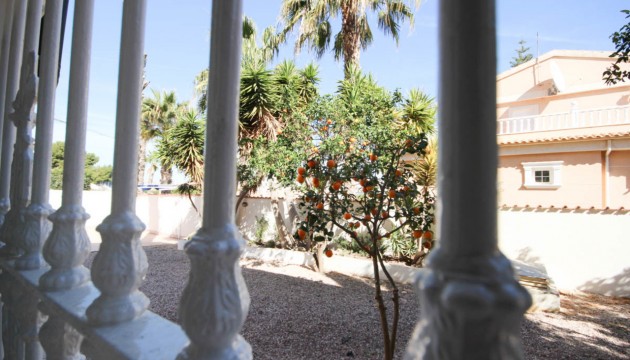 Herverkoop - Detached Villa - Orihuela Costa - La Zenia