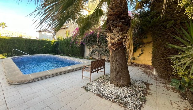 Resale - Detached Villa - Orihuela Costa - La Zenia