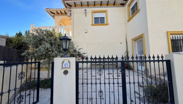 Herverkoop - Detached Villa - Orihuela Costa - La Zenia