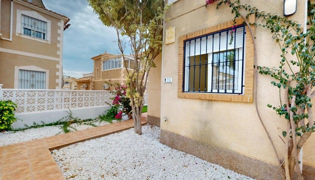 Перепродажа - Таунхаус - Orihuela Costa - Villamartín