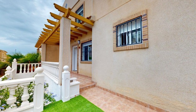 Resale - Townhouse - Orihuela Costa - Villamartín