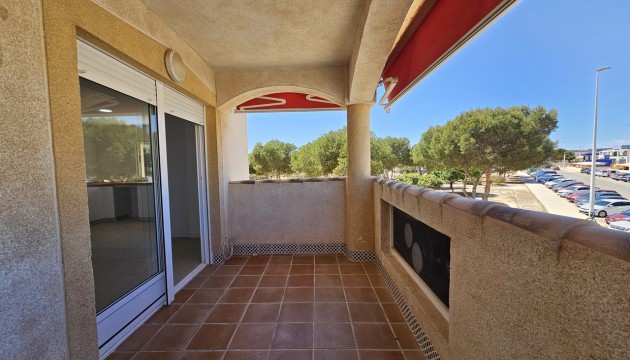 Wiederverkauf - Apartment - Orihuela Costa - La Zenia