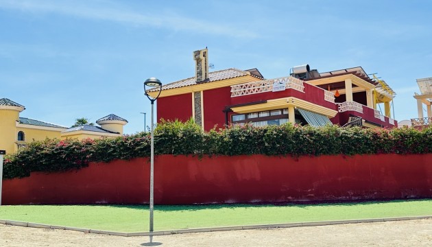 Herverkoop - Detached Villa - Algorfa