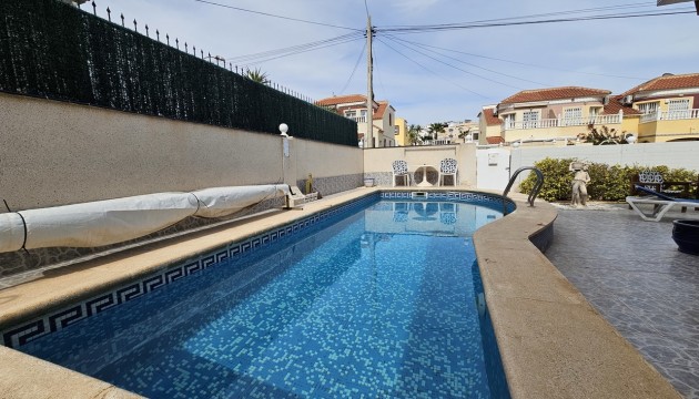 Resale - Detached Villa - Orihuela Costa - Villamartín