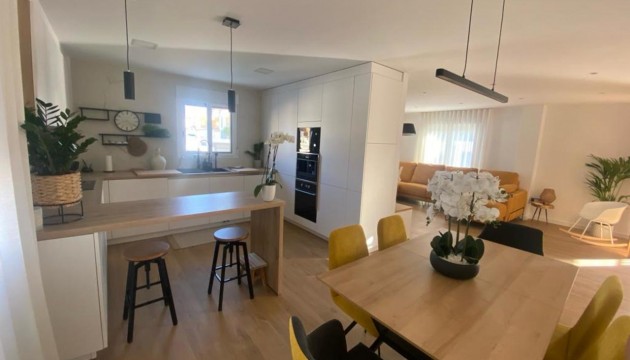 Begagnad - Fristående Villa - Orihuela Costa - Punta Prima