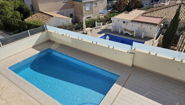 Herverkoop - Detached Villa - Orihuela Costa - La Zenia