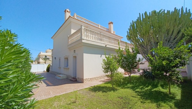 Перепродажа - отдельная вилла - Orihuela Costa - Cabo Roig