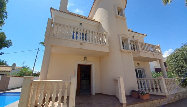 Перепродажа - отдельная вилла - Orihuela Costa - Cabo Roig