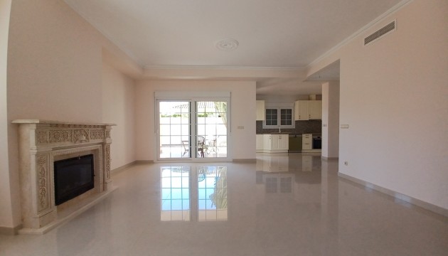 Begagnad - Fristående Villa - Orihuela Costa - Cabo Roig