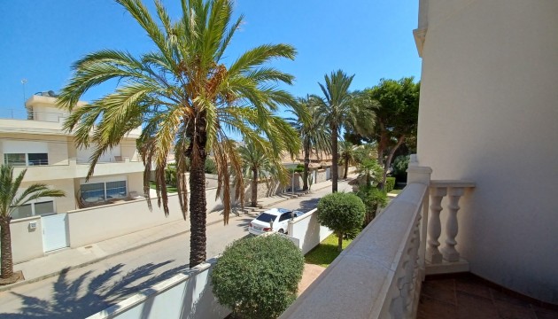 Перепродажа - отдельная вилла - Orihuela Costa - Cabo Roig