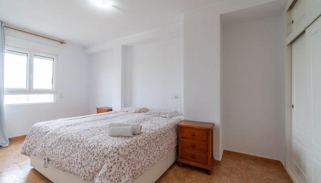 Resale - Apartment - Orihuela Costa - Campoamor