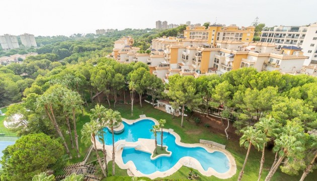 Resale - Apartment - Orihuela Costa - Campoamor