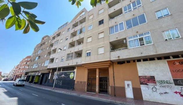 Herverkoop - Apartment - Torrevieja