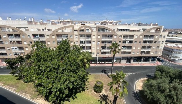 Herverkoop - Apartment - Torrevieja