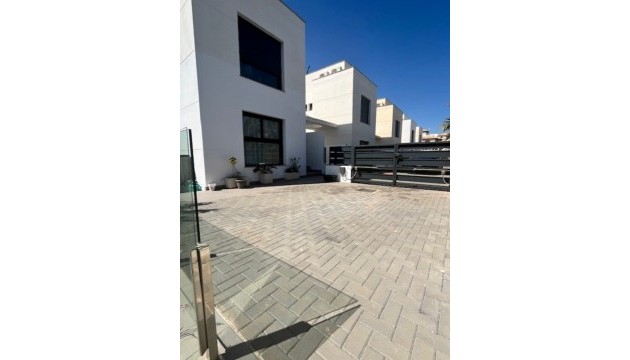 Begagnad - Fristående Villa - Orihuela Costa - Lomas de Cabo Roig