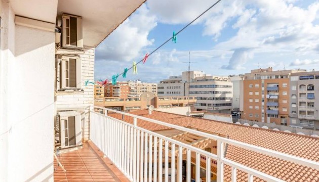 Herverkoop - Apartment - Torrevieja