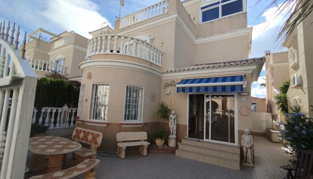 Begagnad - Fristående Villa - Orihuela Costa - Los Altos