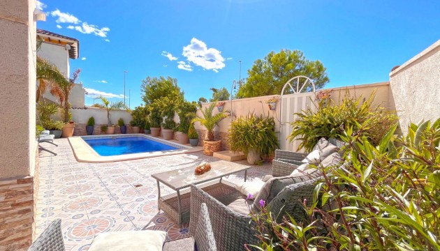 Wiederverkauf - Detached Villa - Orihuela Costa - La Zenia