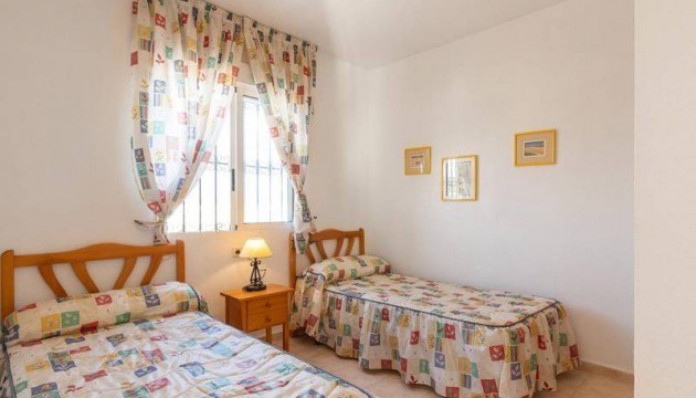 Wiederverkauf - Apartment - Orihuela Costa - La Zenia