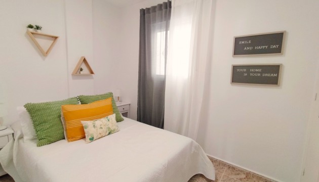 Herverkoop - Apartment - Orihuela - Las Filipinas