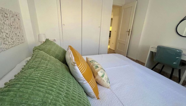 Herverkoop - Apartment - Orihuela - Las Filipinas