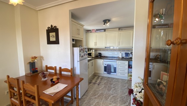 Resale - Apartment - Orihuela Costa - Villamartín