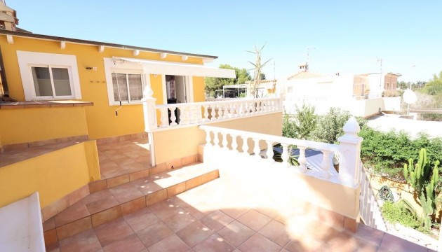 Перепродажа - Таунхаус - Orihuela Costa - Lomas de Cabo Roig