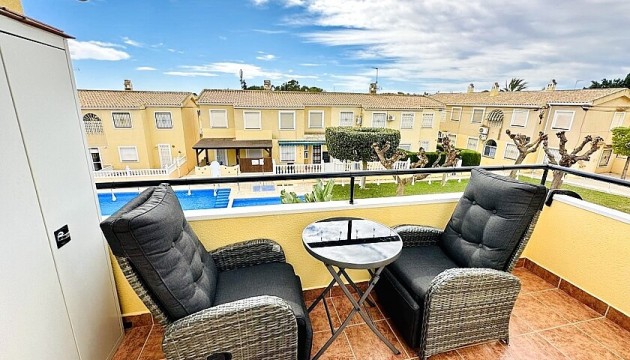 Wiederverkauf - Apartment - Orihuela Costa - Villamartín