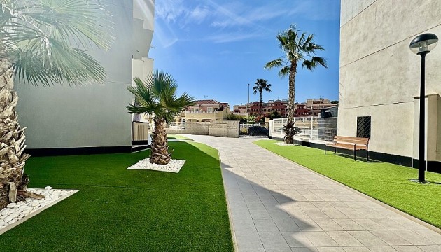 Перепродажа - Квартира - Orihuela Costa - Villamartín