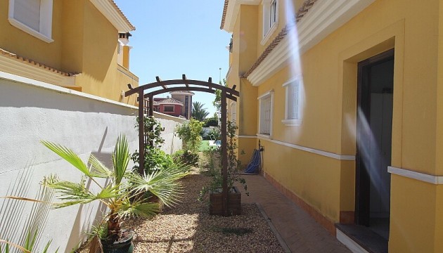 Resale - Detached Villa - Orihuela Costa - La Zenia