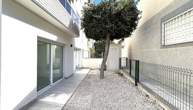 Resale - Apartment - Torrevieja - Torrelamata - La Mata