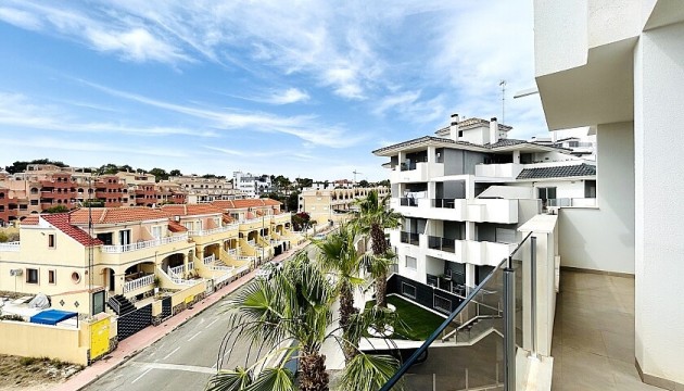 Resale - Apartment - Orihuela Costa - Villamartín