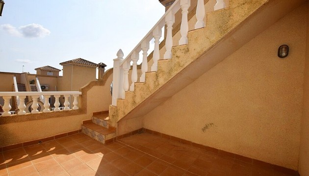 Wiederverkauf - Semi Detached Villa - Orihuela Costa - Villamartín