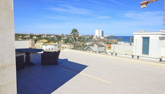 Resale - Detached Villa - Orihuela Costa - La Zenia