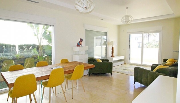 Herverkoop - Detached Villa - Orihuela Costa - La Zenia