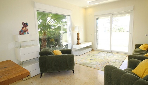 Herverkoop - Detached Villa - Orihuela Costa - La Zenia