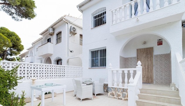 Перепродажа - Таунхаус - Orihuela Costa - La Zenia