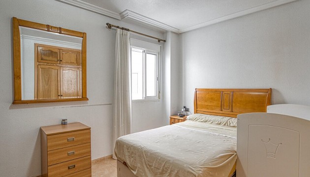 Herverkoop - Apartment - Torrevieja - Playa del Cura