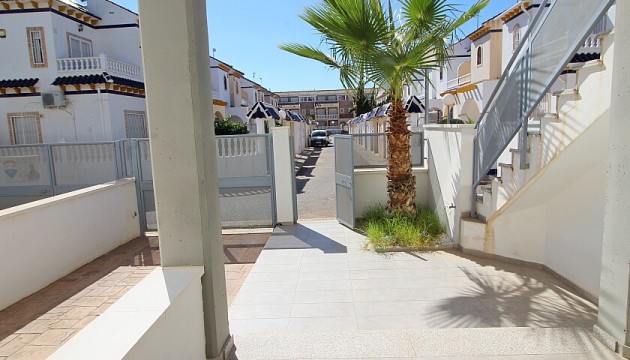 Begagnad - Bungalow - Orihuela Costa - Las Chismosas