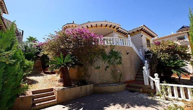 Herverkoop - Detached Villa - Orihuela Costa - Villamartín