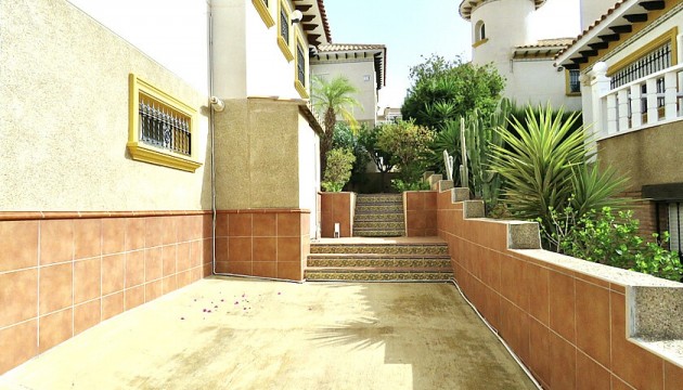 Herverkoop - Detached Villa - Orihuela Costa - Villamartín