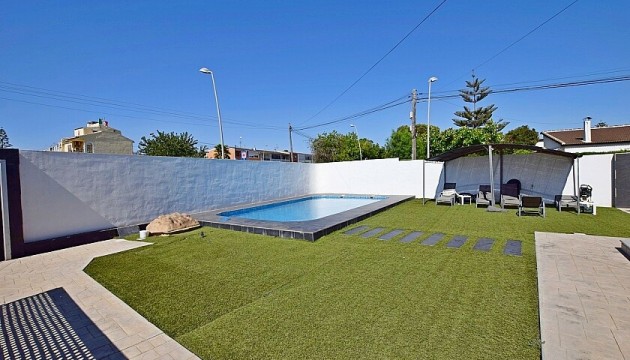 Wiederverkauf - Detached Villa - Torrevieja - Los Balcones - Los Altos del Edén