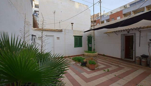 Herverkoop - Detached Villa - Torrevieja - Playa del Cura